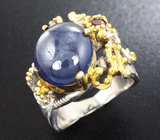 Серебряное кольцо c синим сапфиром и мозамбикскими гранатами Серебро 925