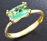 Золотое кольцо с великолепным неоново-зеленым турмалином 0,95 карат Золото