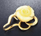 Кулон с резным мексиканским опалом