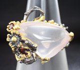 Серебряное кольцо с розовым кварцем и гранатами Серебро 925