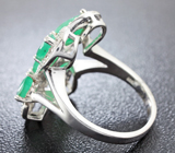 Замечательное серебряное кольцо с изумрудами Серебро 925