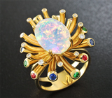 Золотое кольцо c ограненными эфиопским опалом 4,21 карат, цаворитами, рубинами, синими сапфирами и бриллиантами Золото