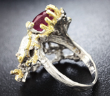 Серебряное кольцо с рубином 3,67 карат, жемчужиной, мозамбикским гранатом и перидотами Серебро 925
