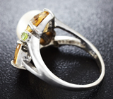 Оригинальное серебряное кольцо с жемчужиной, цитринами и перидотами Серебро 925