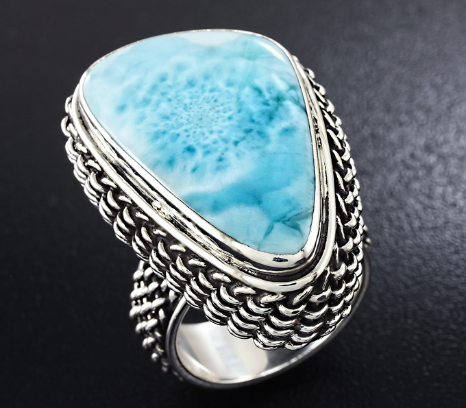 Серебряное кольцо с ларимаром