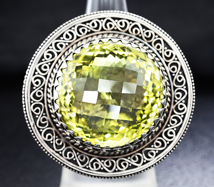 Серебряное кольцо с лимонным цитрином