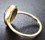 Золотое кольцо с кристаллическим черным опалом 2,31 карат Золото
