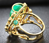 Золотое кольцо с роскошным ярким уральским изумрудом 8,85 карат, колумбийскими изумрудами и бриллиантами Золото