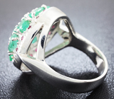 Яркое серебряное кольцо с изумрудами и рубинами Серебро 925