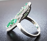 Восхитительное серебряное кольцо с изумрудами Серебро 925