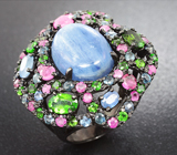 Великолепное черненое серебряное кольцо с кианитом, диопсидами, синими и пурпурными сапфирами Серебро 925