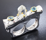 Серебряное кольцо на два пальца с кристаллом кварца и голубыми топазами Серебро 925