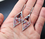 Элегантные серебряные серьги с танзанитами и розовыми сапфирами Серебро 925