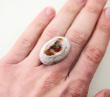 Jelly opal (Мексиканский «желейный» опал) 49,4 карат Не указан