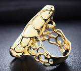 Кольцо с потрясающим крупным кристаллическим опалом Золото