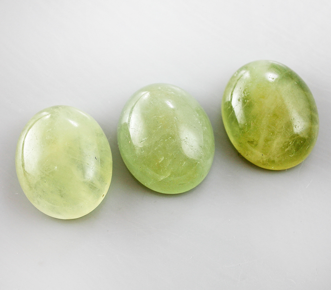 Набор из 3 желто-зеленых берилов 13,42 карат