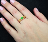 Золотое кольцо с сочно-зеленым демантоидом 0,36 карат Золото