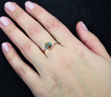 Золотое кольцо с эксклюзивным полихромным сапфиром Золото