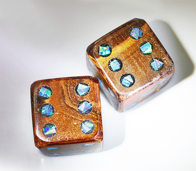 Australian boulder opal (Пара костей из австралийского болдер опала) 104 карат