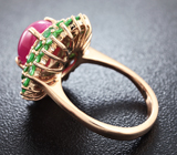 Превосходное серебряное кольцо с рубином и цаворитами Серебро 925