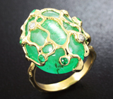 Золотое кольцо с крупным кабошоном уральского изумруда с эффектом кошачьего глаза 19,39 карат Золото