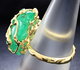 Золотое кольцо с крупным кабошоном уральского изумруда с эффектом кошачьего глаза 19,39 карат Золото