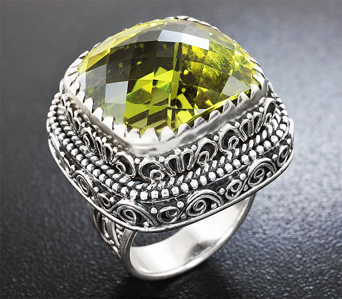 Серебряное кольцо с лимонным цитрином