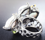 Серебряное кольцо с жемчугом барокко, пренитами и сапфирами Серебро 925