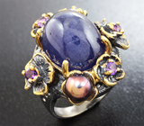 Серебряное кольцо с синим сапфиром, цветной жемчужиной и аметистами Серебро 925