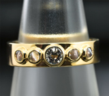 Золотое кольцо с ограненным александритом 0,2 карат и 4 кабошонами александритов с эффектом «кошачьего глаза» 0,44 карат Золото