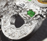 Серебряное кольцо «Тигры» с сапфирами, цаворитами гранатами и диопсидами