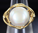 Золотое кольцо с крупной морской жемчужиной 17 карат и бриллиантами Золото