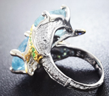 Серебряное кольцо с аквамаринами, цаворитами и синим сапфиром Серебро 925