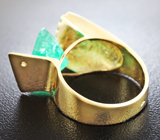 Кольцо с изумрудами и бриллиантом Золото