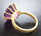 Золотое кольцо с аметистом лазерной огранки с эффектом «бархат» 10,07 карат Золото