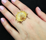 Золотое кольцо с уникальным топазом 54,51 карат и желтыми сапфирами Золото