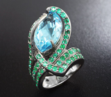 Серебряное кольцо с голубым топазом и изумрудами Серебро 925