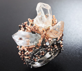 Серебряное кольцо с кристаллами кварца и мозамбикскими гранатами Серебро 925