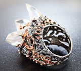 Серебряное кольцо с кристаллами кварца и мозамбикскими гранатами Серебро 925