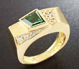 Золотое кольцо с топовым цаворитом авторской огранки 1,57 карат и бриллиантами Золото