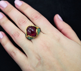 Серебряное кольцо с рубином и изумрудами Серебро 925