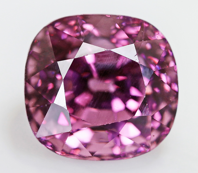 Отличный цвет! Пурпурно-розовая шпинель 2,92 карат