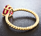 Золотое кольцо с ярким рубином 1,7 карат Золото