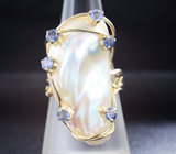 Золотое кольцо с крупной морской жемчужиной барокко 31,32 карат и синими сапфирами! Исключительный люстр Золото