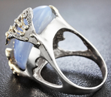 Серебряное кольцо с голубым халцедоном, цаворитами и синими сапфирами Серебро 925