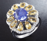 Серебряное кольцо с насыщенно-синим сапфиром и цитринами Серебро 925