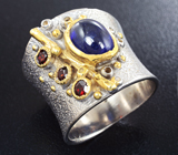 Серебряное кольцо c синим сапфиром и гранатами Серебро 925