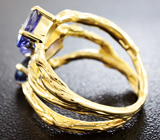 Золотое кольцо с насыщенными танзанитами 3,71 карат Золото