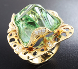 Золотое кольцо с уникальным зеленым аметистом авторской огранки 37,85 карат и 20 бриллиантами Золото