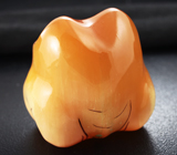 Миниатюра «Лягушка» из цельного селенита 